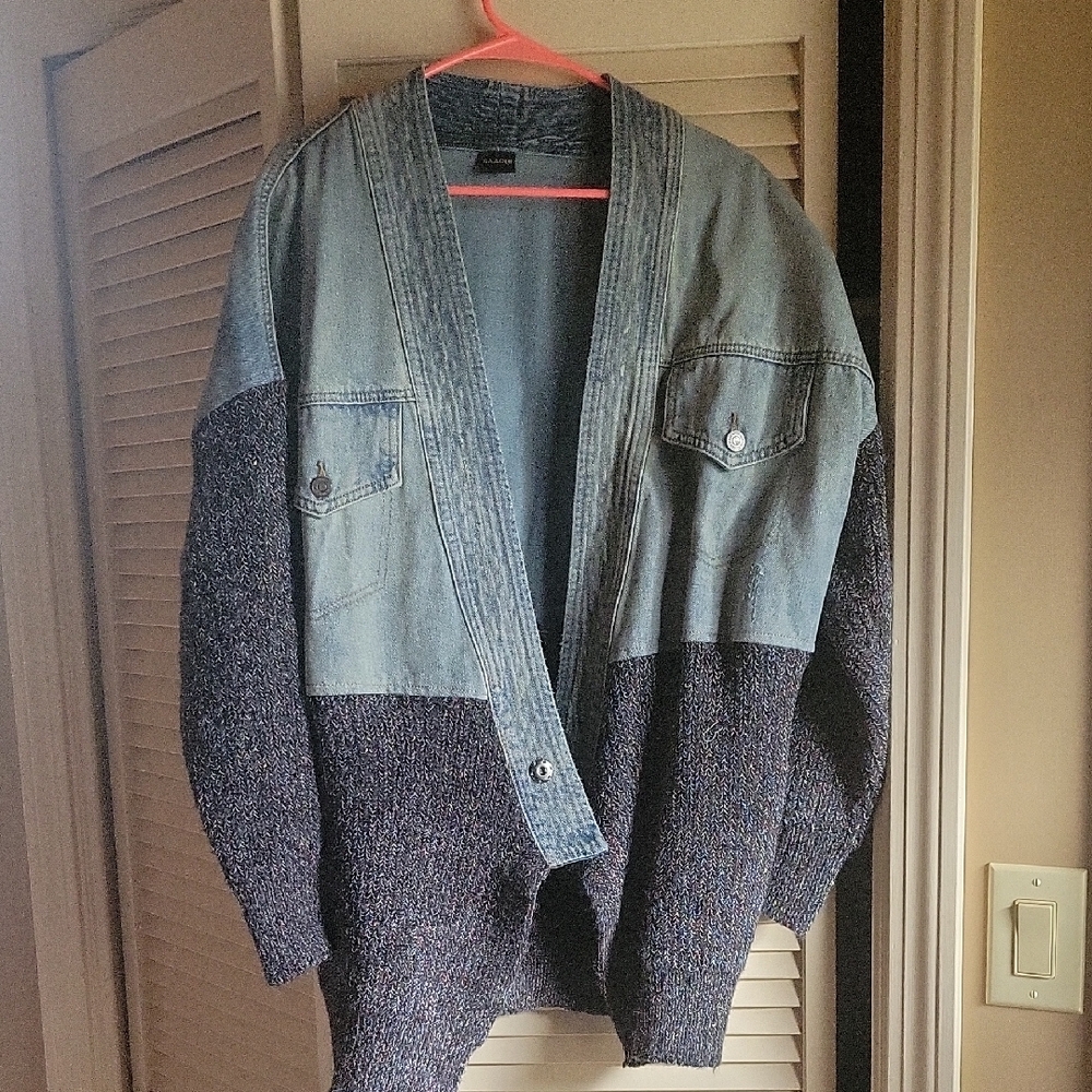 SAACHI Blue and Gray Color Block Cardigan Sweater